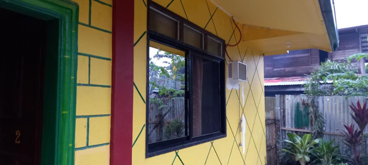 Rodel Yellow Hauz Itaytay エクステリア 写真